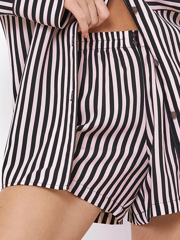 Aruelle trumpa viskozinė susagstoma pižama "Brittany Short Black - Light Pink Stripes"