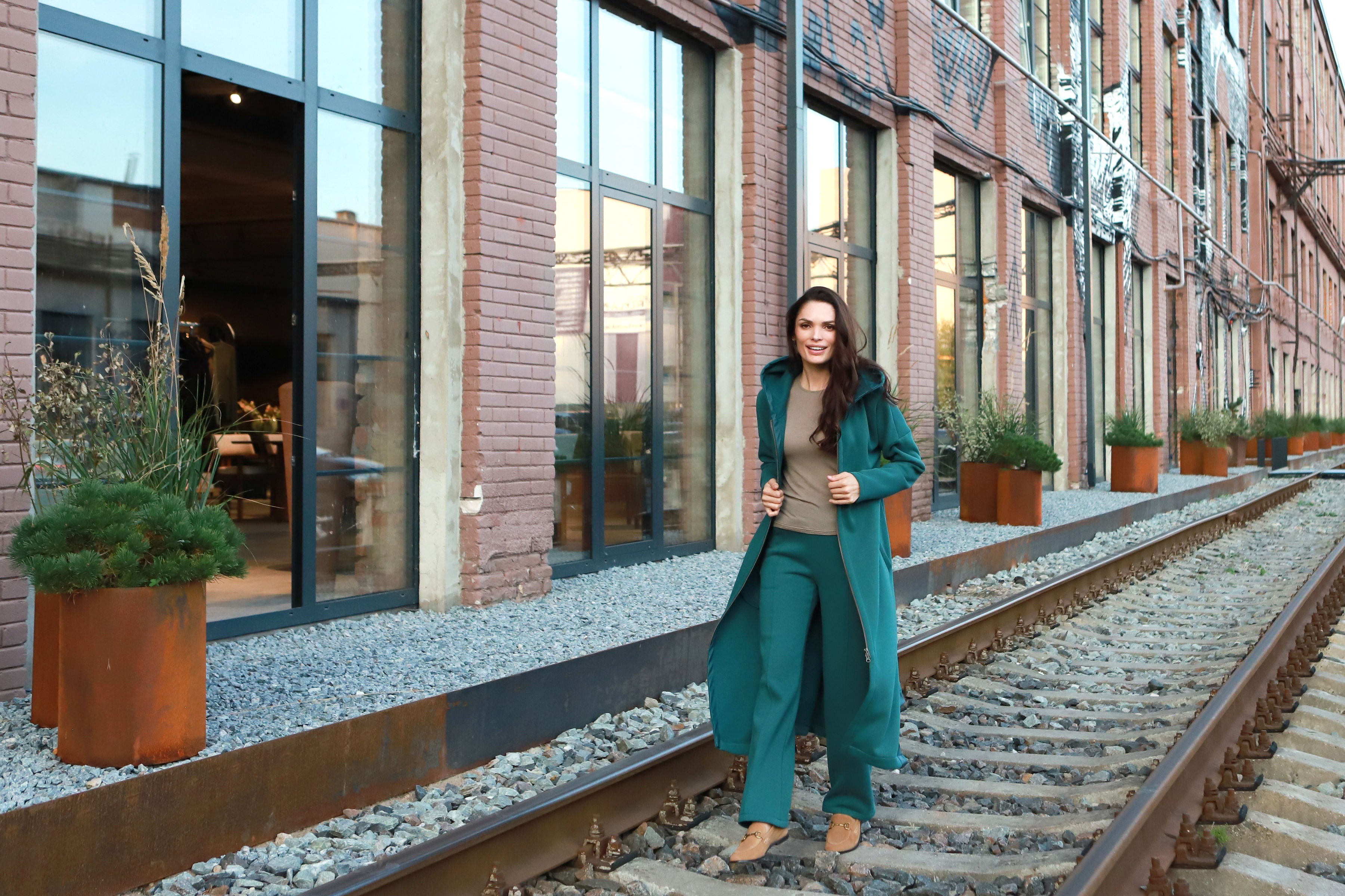 Lega Long Cardigan with Fluff on the Inside Aurelia Deep Green