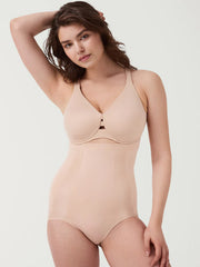 Spanx stipriai formuojančios aukšto juosmens kelnaitės "OnCore Nude"