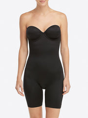 Spanx koreguojantis kostiumas be petnešėlių "Suit Your Fancy Strapless Black"