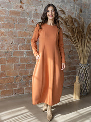 Lega ilga medvilninė suknelė su pūkeliu iš vidaus  "Arpi Peach"