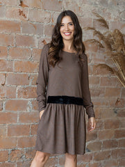 Lega suknelė su dirbtiniu kailiuku "Jamila Brown - Black"