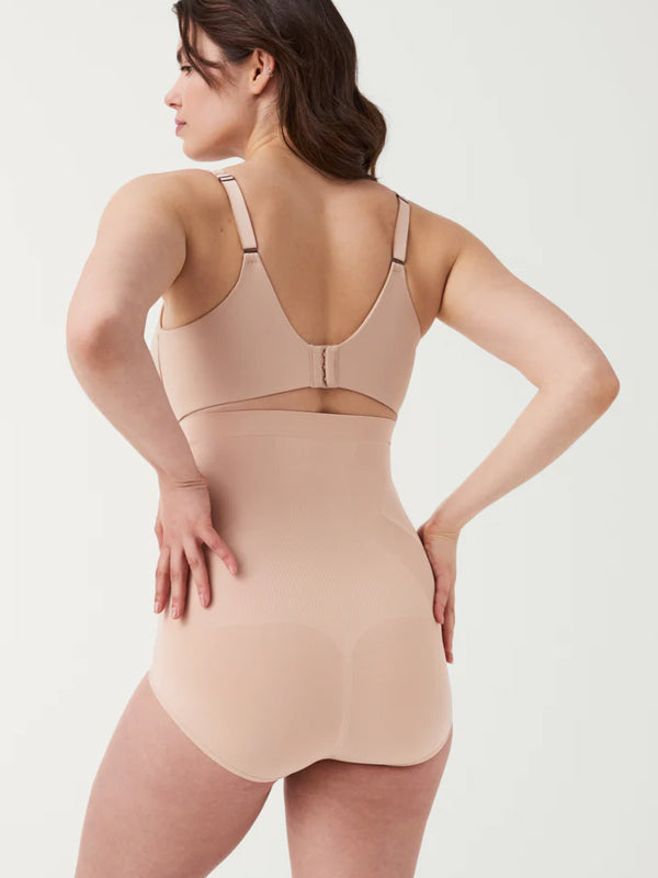 Spanx stipriai formuojančios aukšto juosmens kelnaitės "OnCore Nude"