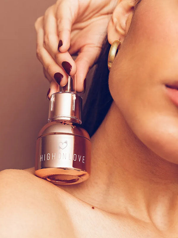 High on Love prabangus stimuliuojantis intymių zonų gelis "Big O Rose Gold"