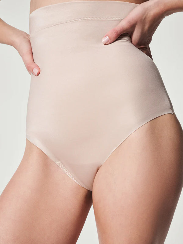 Spanx aukšto juosmens koreguojančios kelnaitės stringai "Suit Your Fancy Nude"