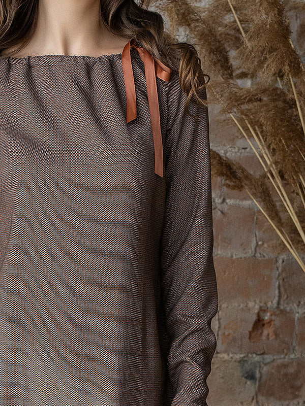 Lega suknelė su kaspinu "Hator Brown"