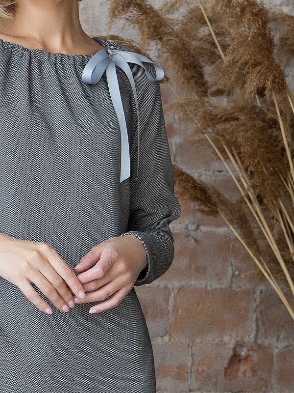 Lega suknelė su kaspinu "Hator Grey"