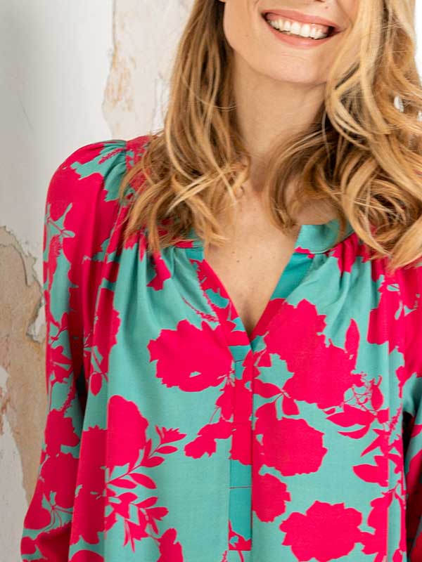 Lega ilga viskozinė suknelė "Panchita Green - Fuchsia Flower Print"