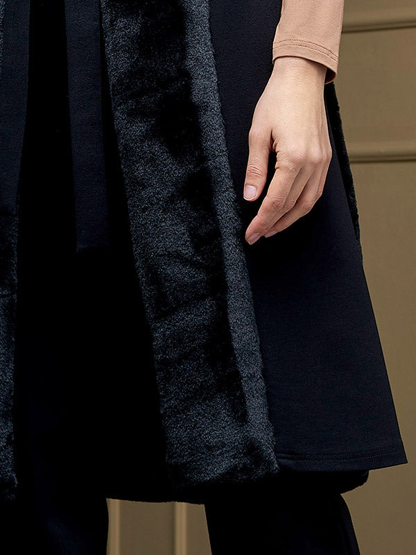 Lega liemenė su kailiuku "Gloria Black"