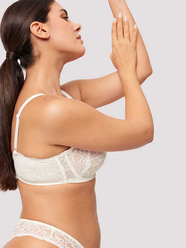 Ysabel Mora nėriniuota liemenėlė minkštais kaušeliais "Trudy White"