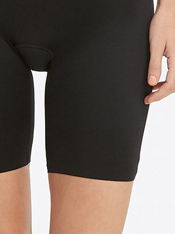 Spanx koreguojantis kostiumas be petnešėlių "Suit Your Fancy Strapless Black"