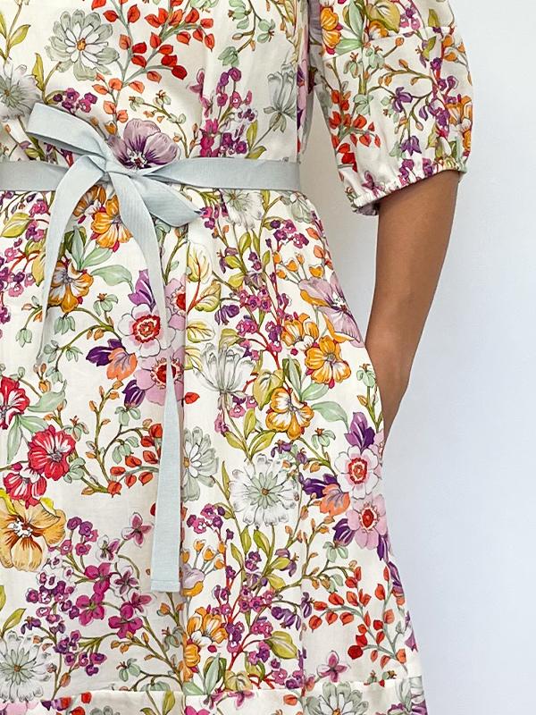Il Vento E La Seta laisvo kirpimo midi suknelė "Summer Garden White - Multicolor Flower Print"