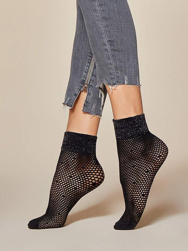 Fiore tinklinės kojinaitės metalizuotu paviršiumi "Puntini Black"