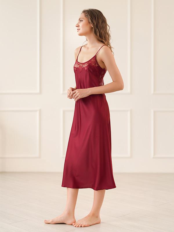 Komilfo ilgi šilkiniai naktiniai su nėriniais "Ruby Long Red"