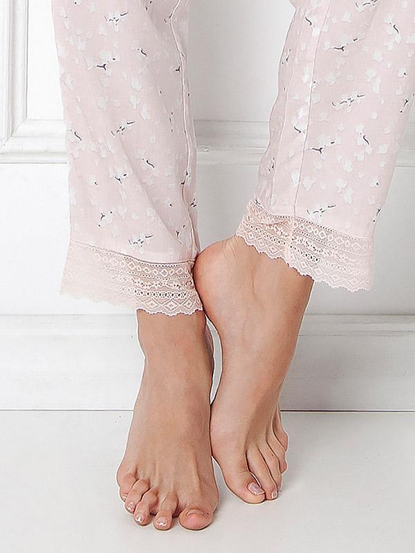 Aruelle viskozinė pižama "Jennifer Long Light Pink - White Flower Print"