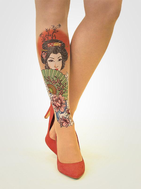 Stop & Stare prilipinamos kojinės su tatuiruote "Geisha 20 Den Sun"
