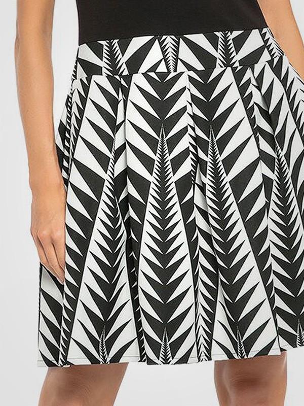 Tessita suknelė "Brenda Black - White Geometric Print"