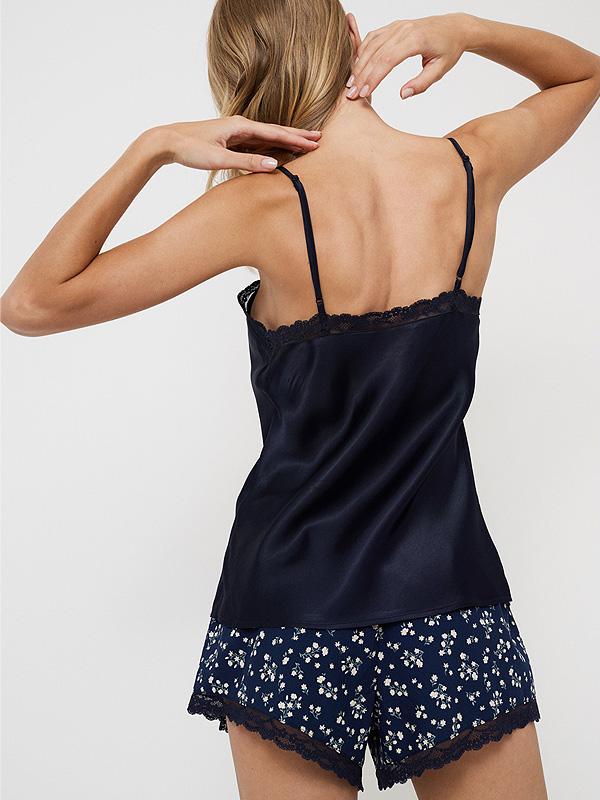 Aruelle короткая вискозная пижама "Camellia Short Navy - White Flower Print"