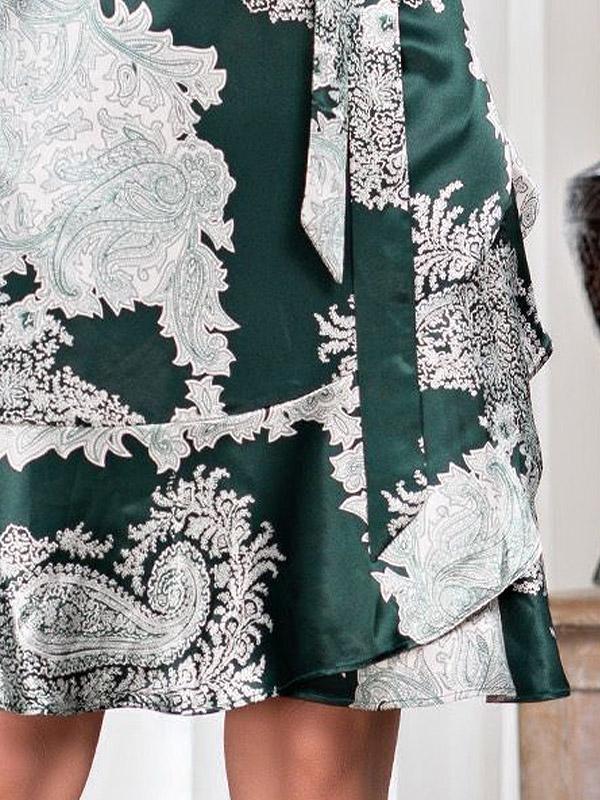 MiaMia šilkinis chalatas su nėriniais "Agata Emerald - White Ornament Print"