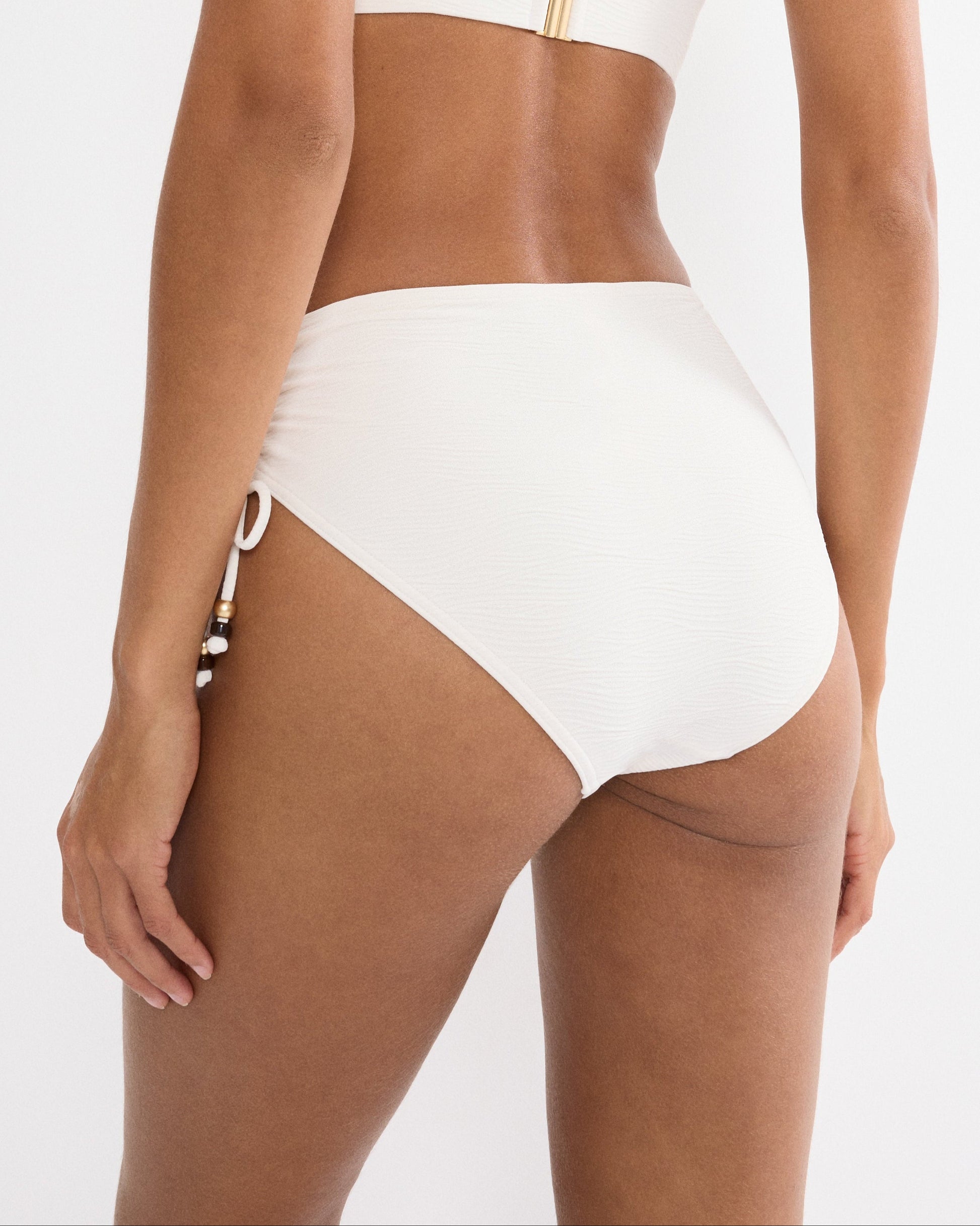 klasikinio kirpimo kelnaitės