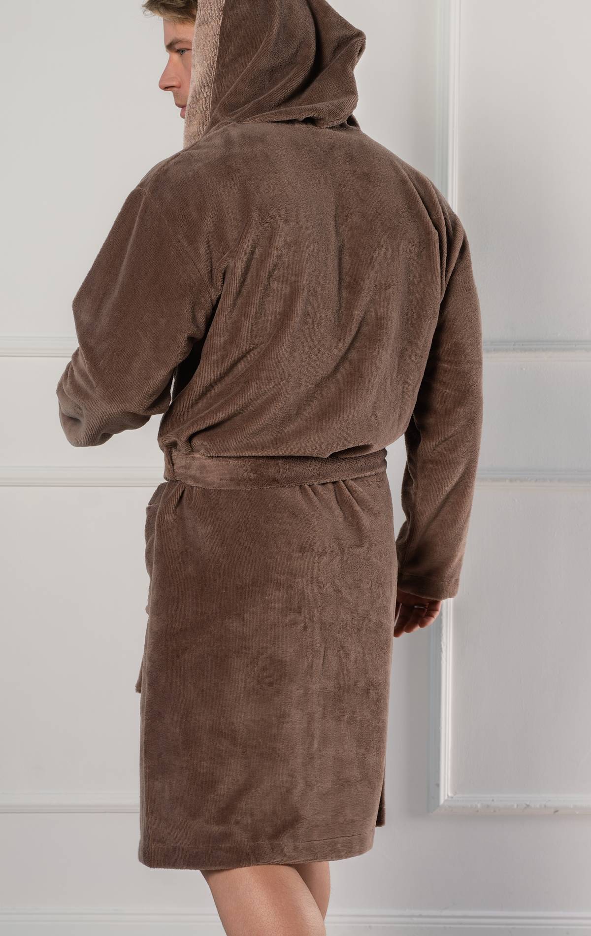 dvisluoksnis vyriškas chalatas