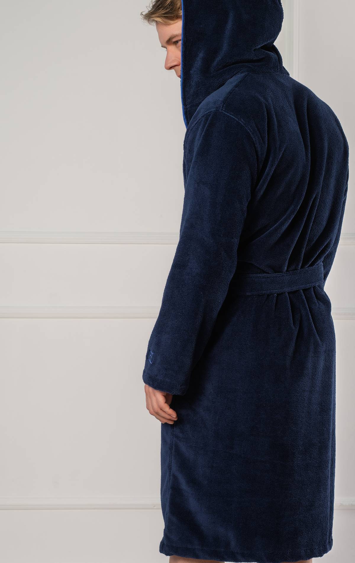men’s hooded bathrobe