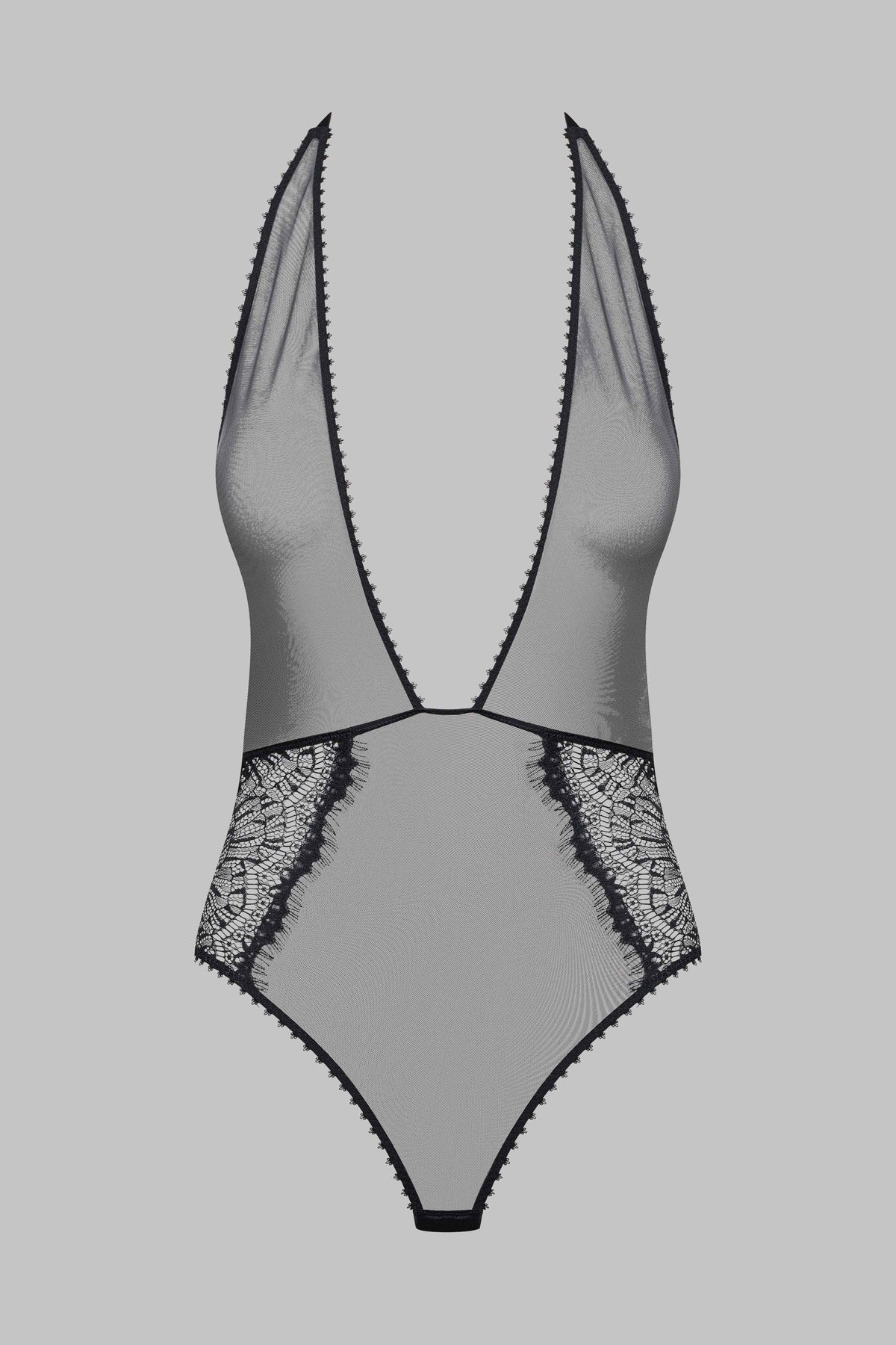 Maison Close perregimas tiulio triko su nėriniais "Accroche Coeur Black"