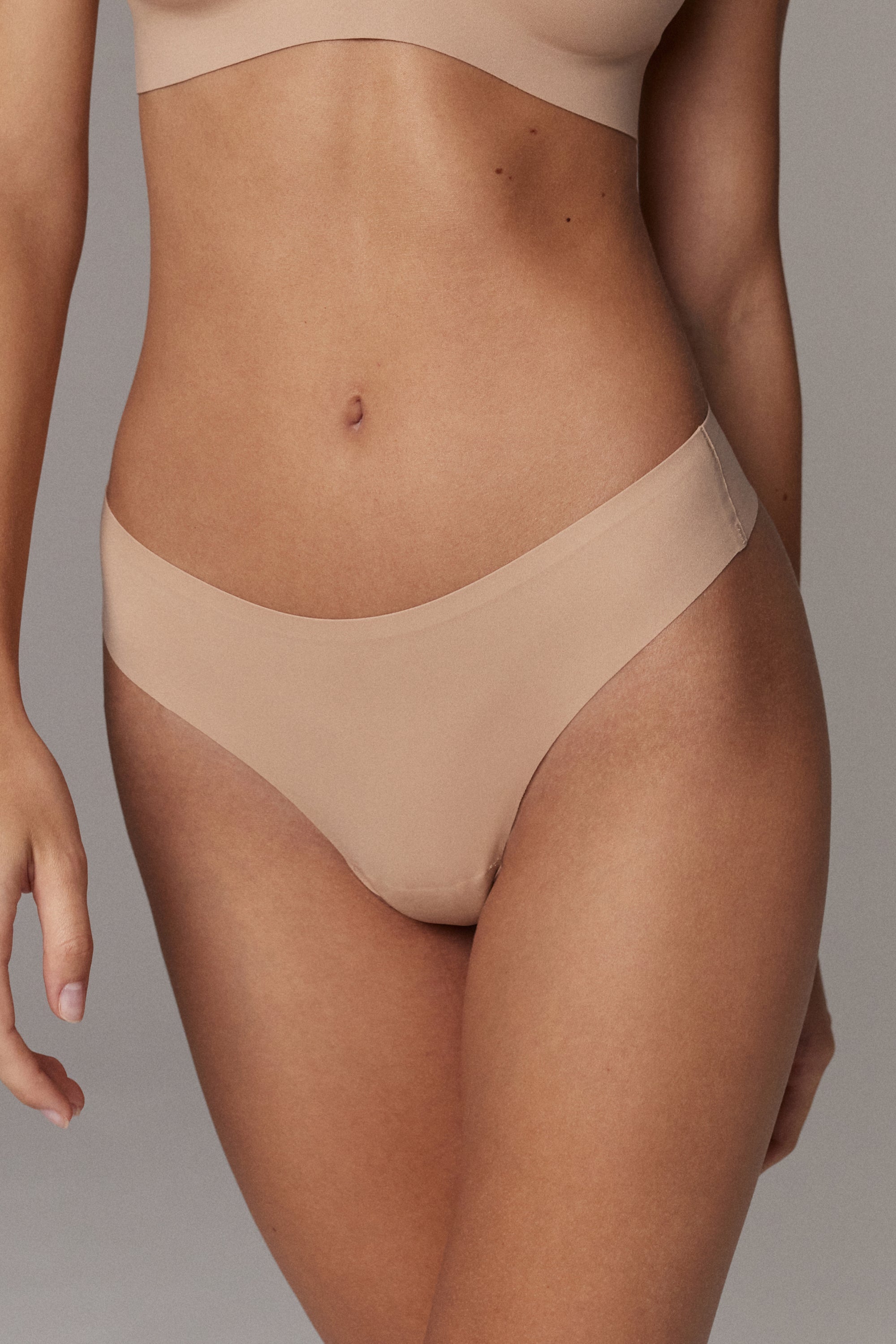 Aruelle Seamless Thong Demi Tan