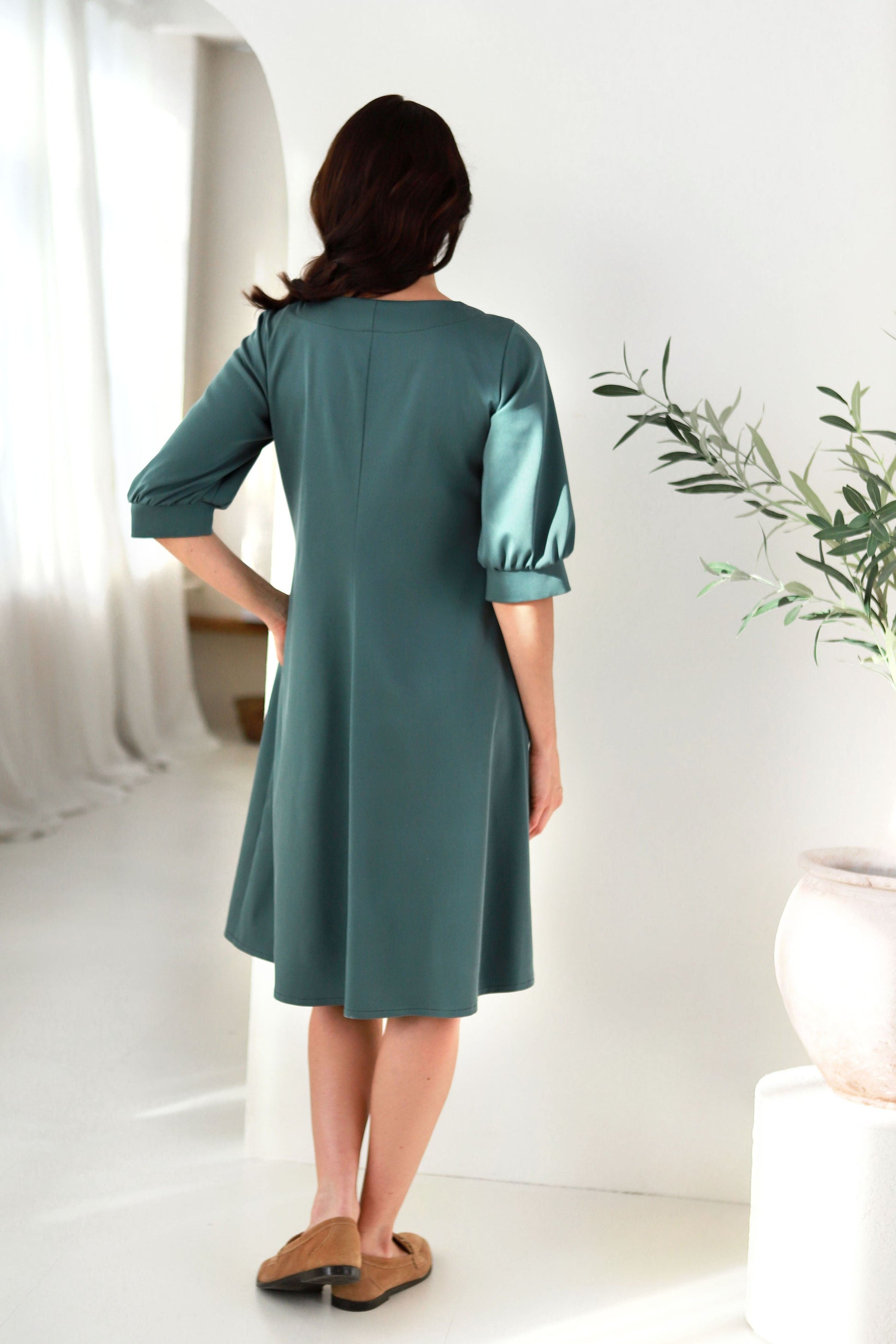 elegantiška A formos suknelė