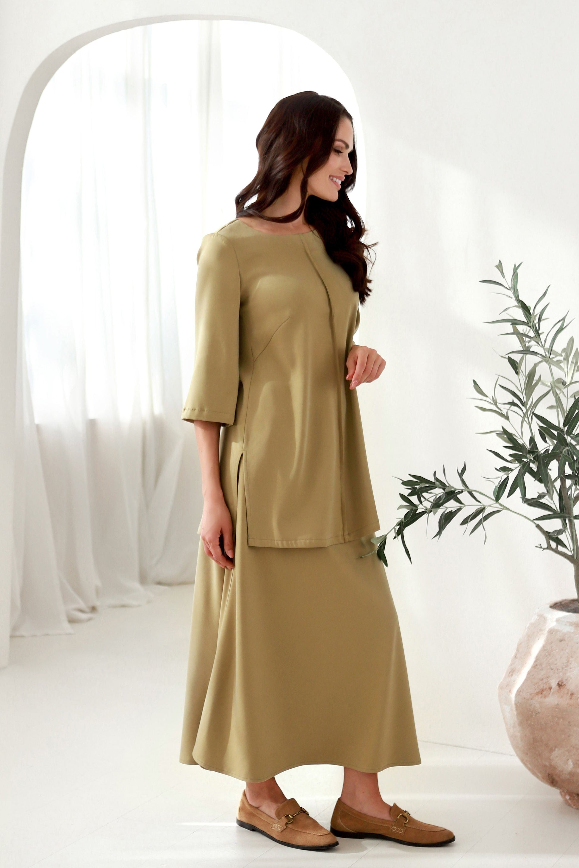 moteriškas midi sijonas