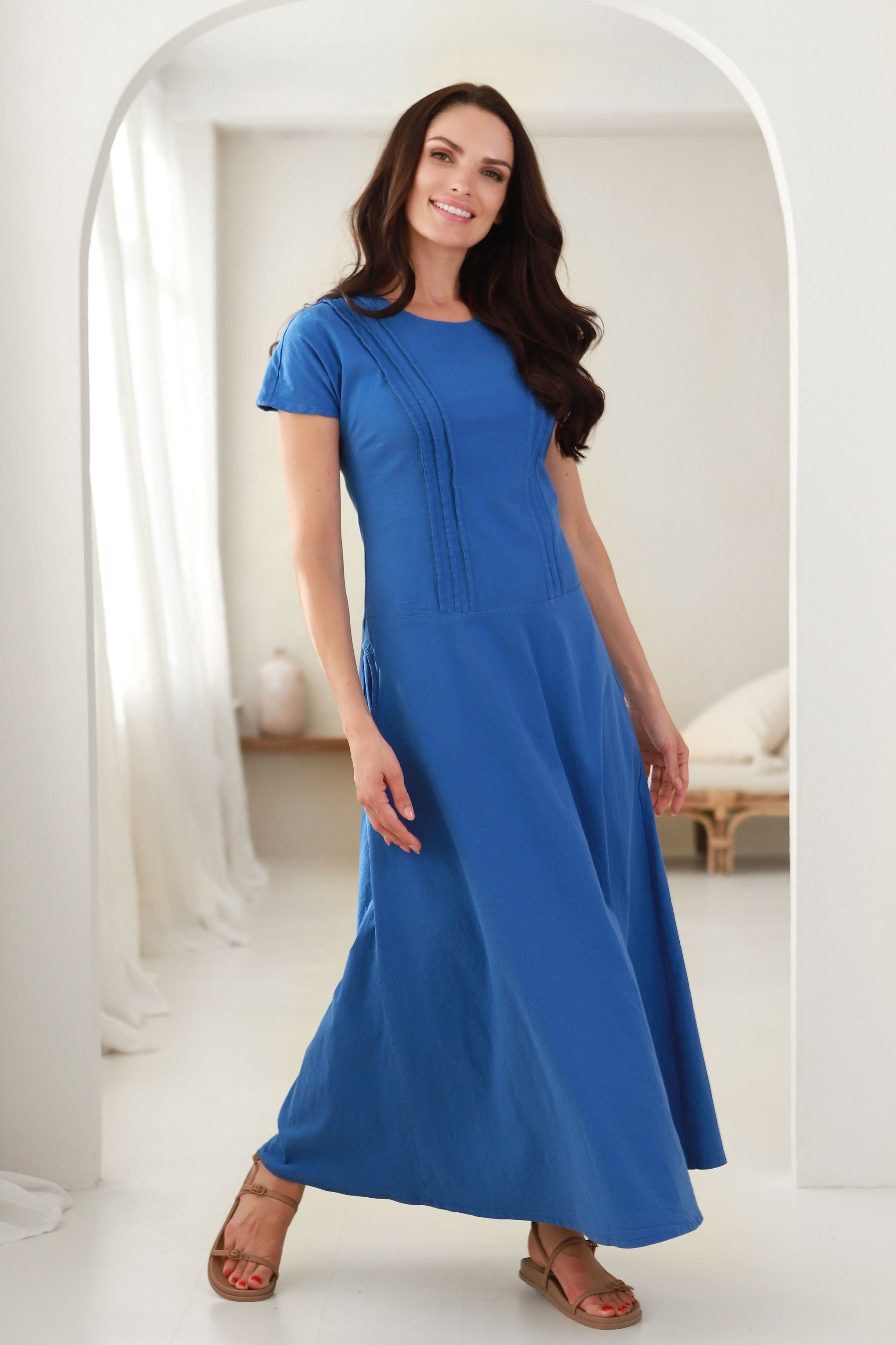 elegantiška lininė suknelė