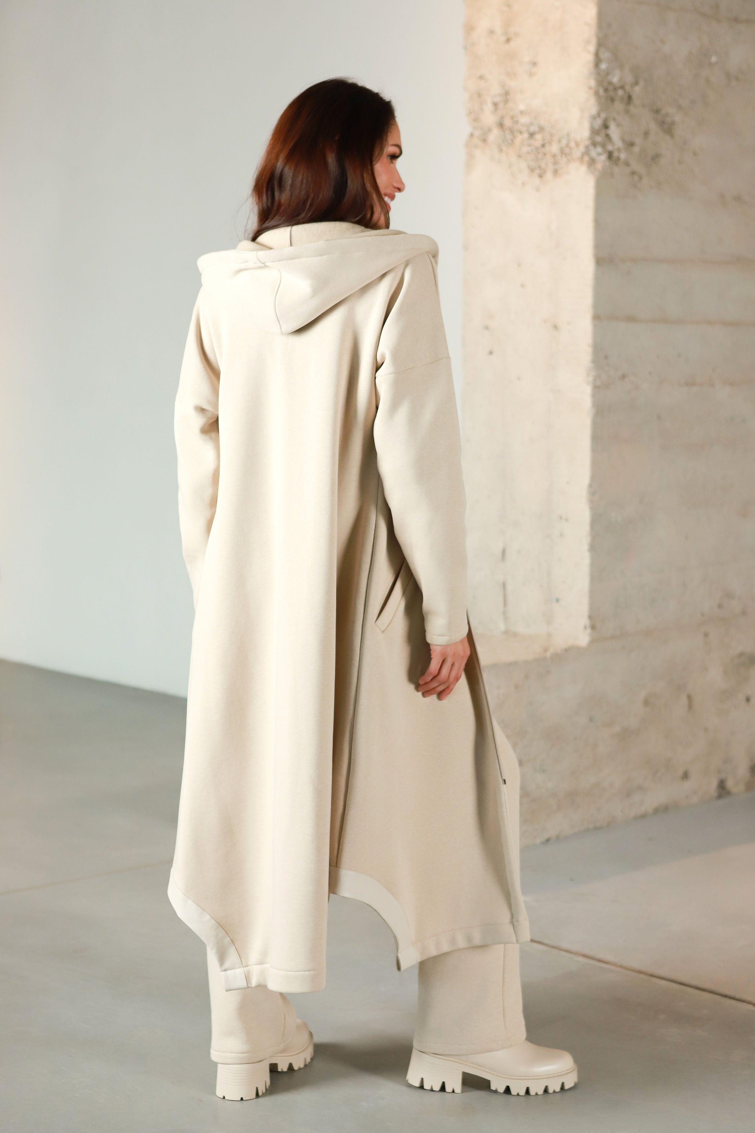 Lega длинный кардиган с ворсом внутри "Aurelia Beige"