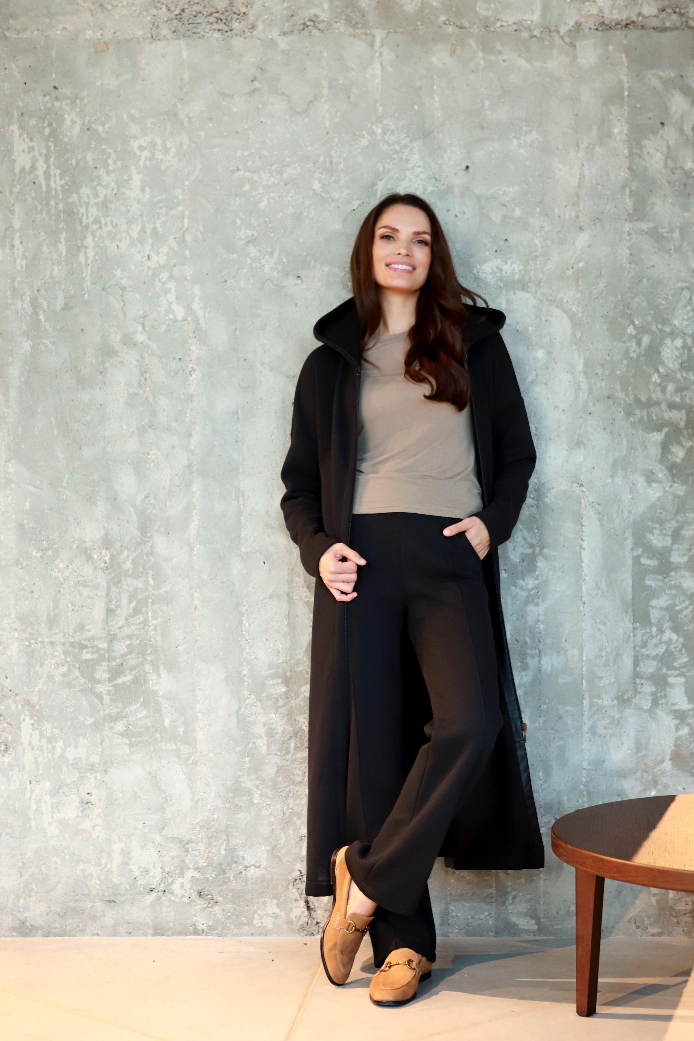 Lega Long Cardigan with Fluff on the Inside Aurelia Black