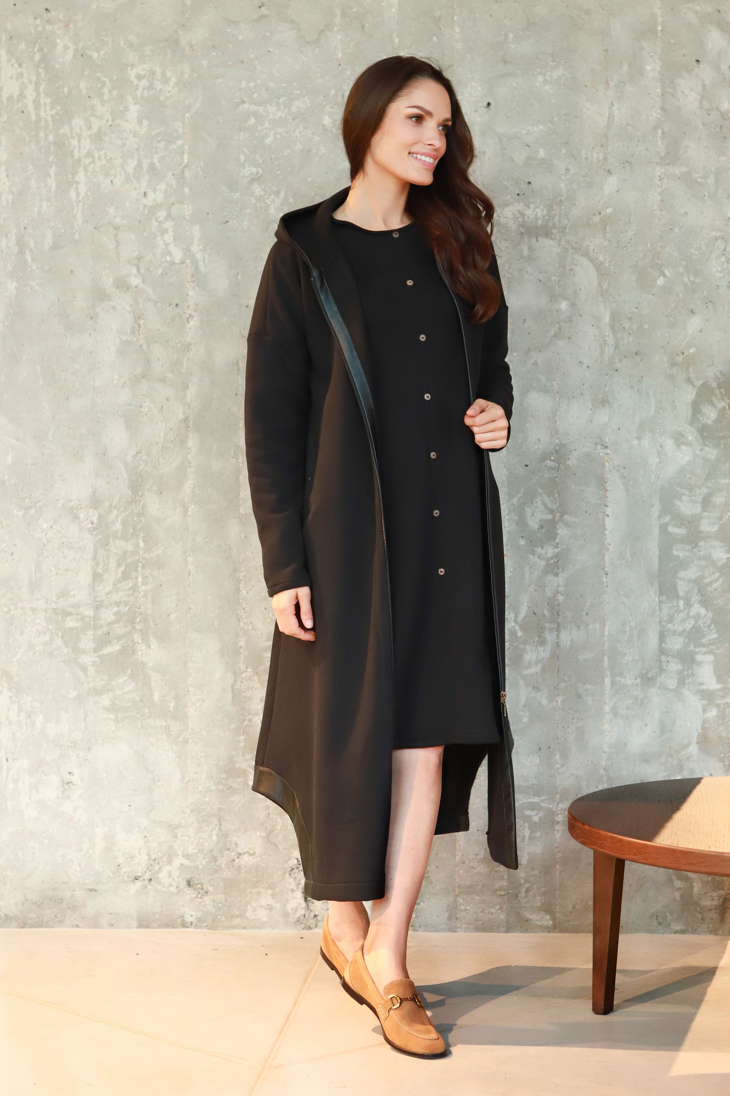 Lega Long Cardigan with Fluff on the Inside Aurelia Black