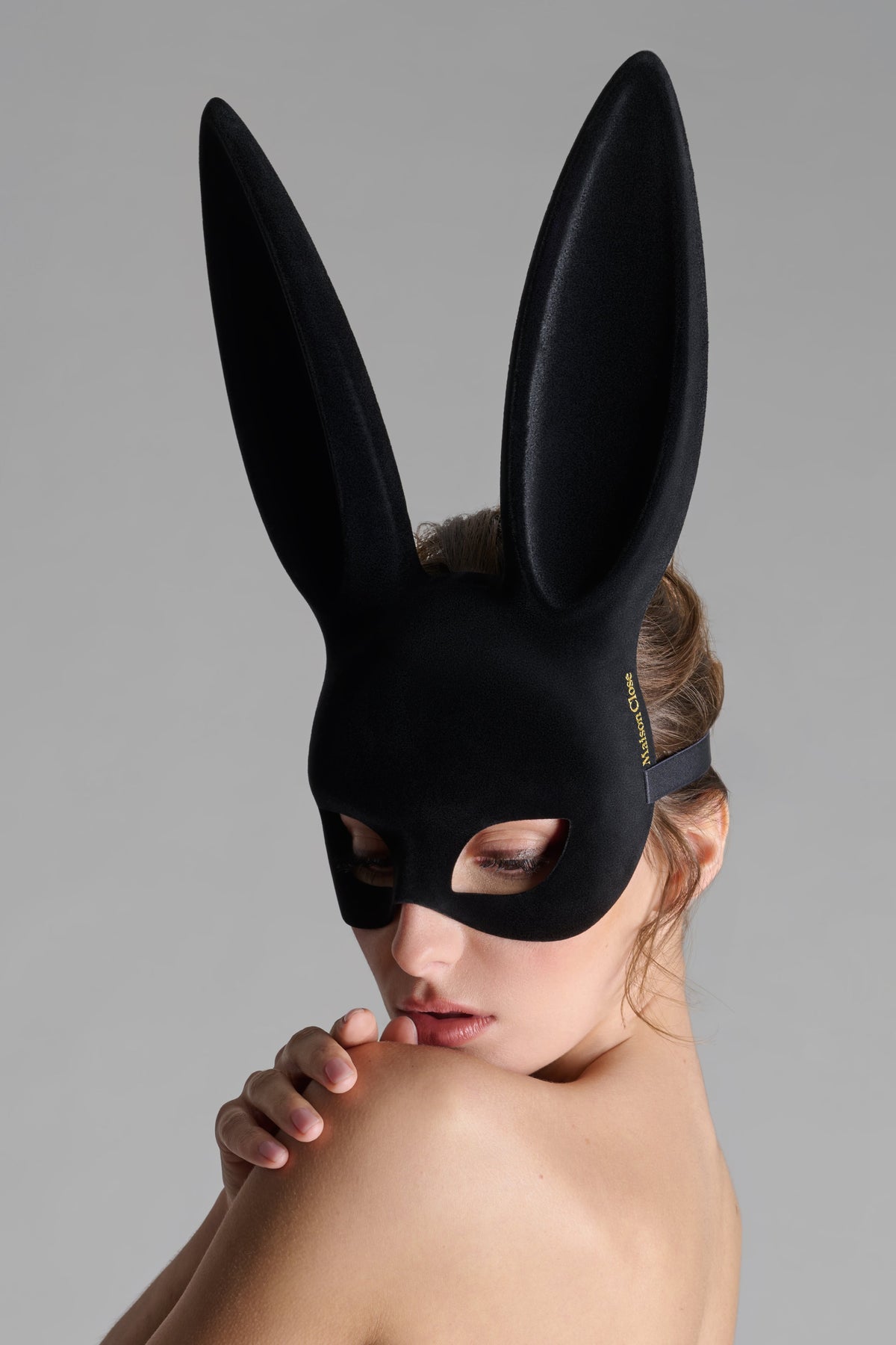 seksuali kiškučio kaukė