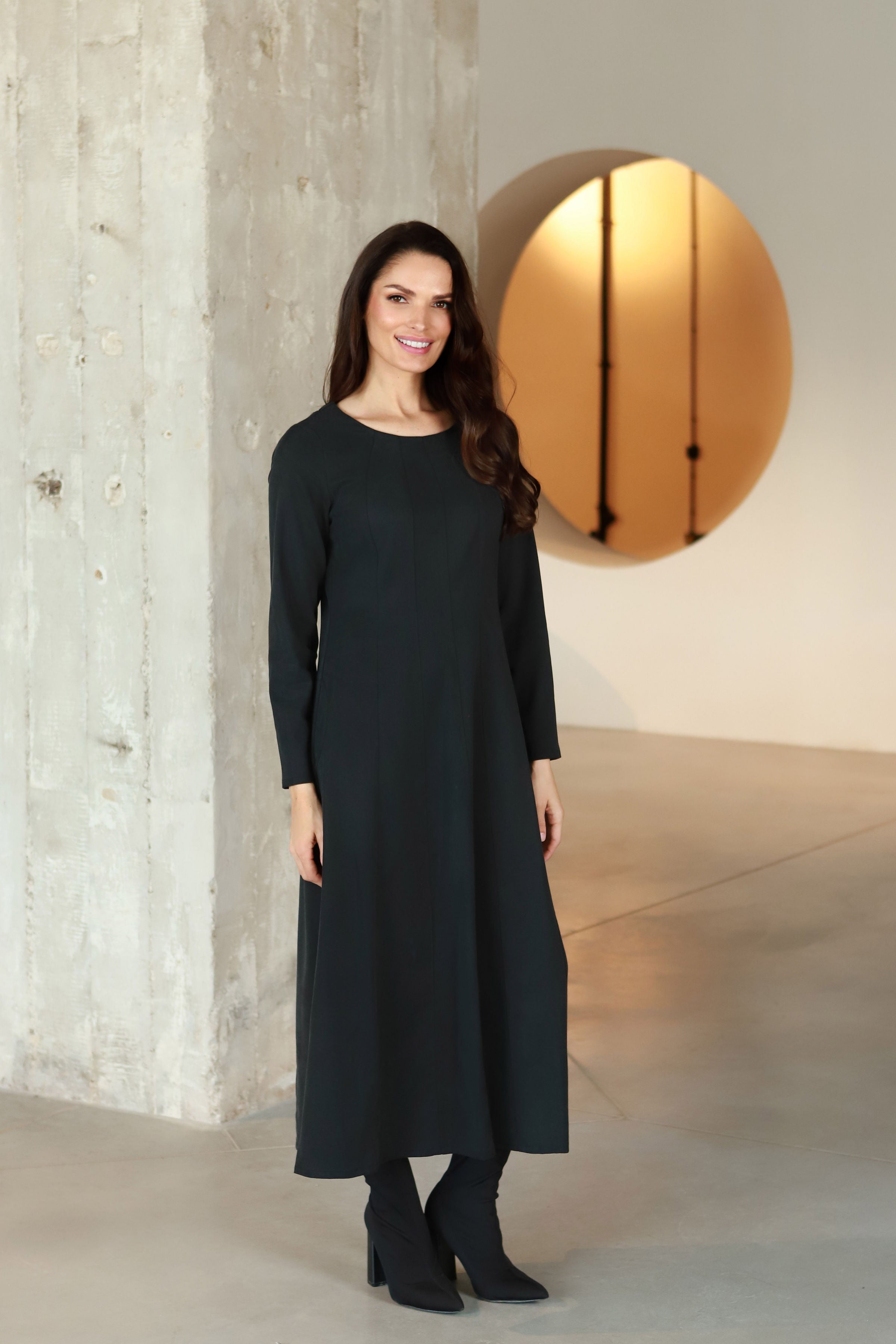 Lega įliemenuota suknelė "Ruber Graphite Black"