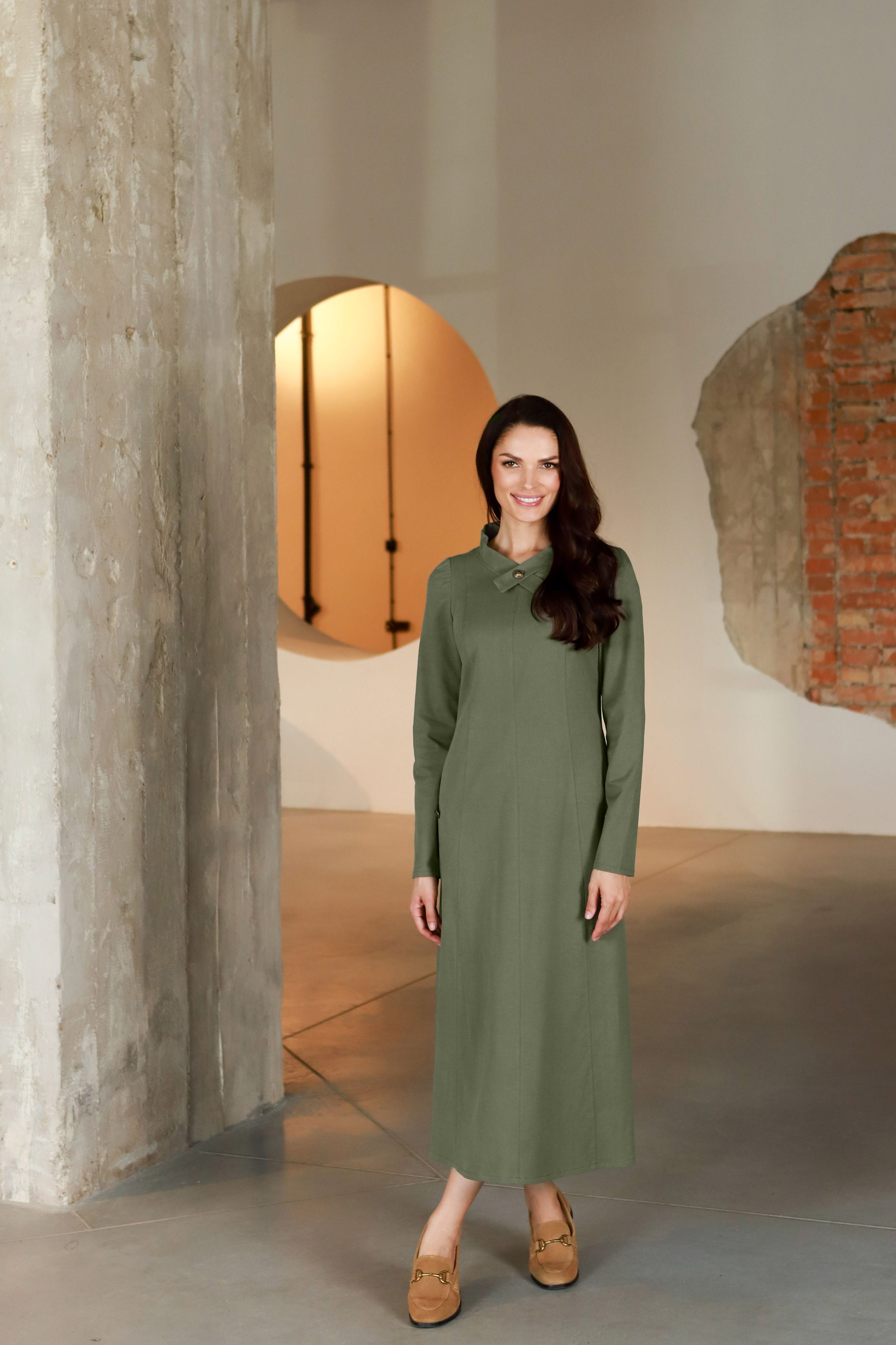 Lega midi suknelė "Francesca Olive Grey"