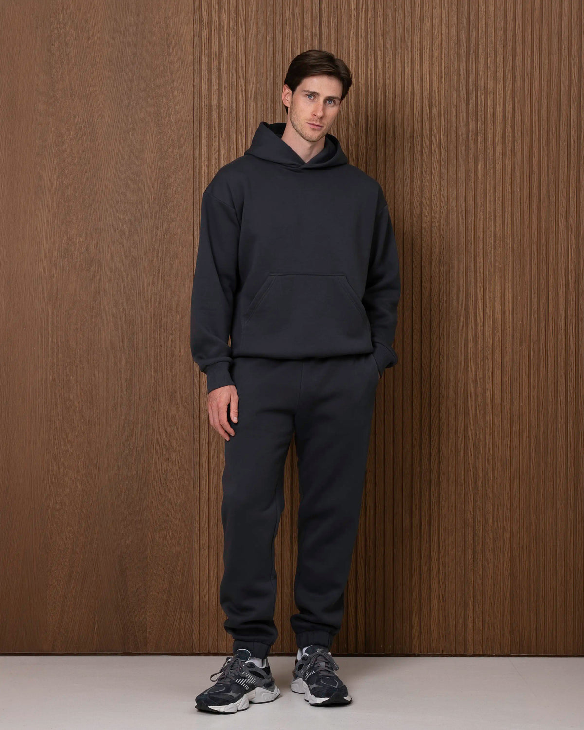 Oversized treningai vyrams