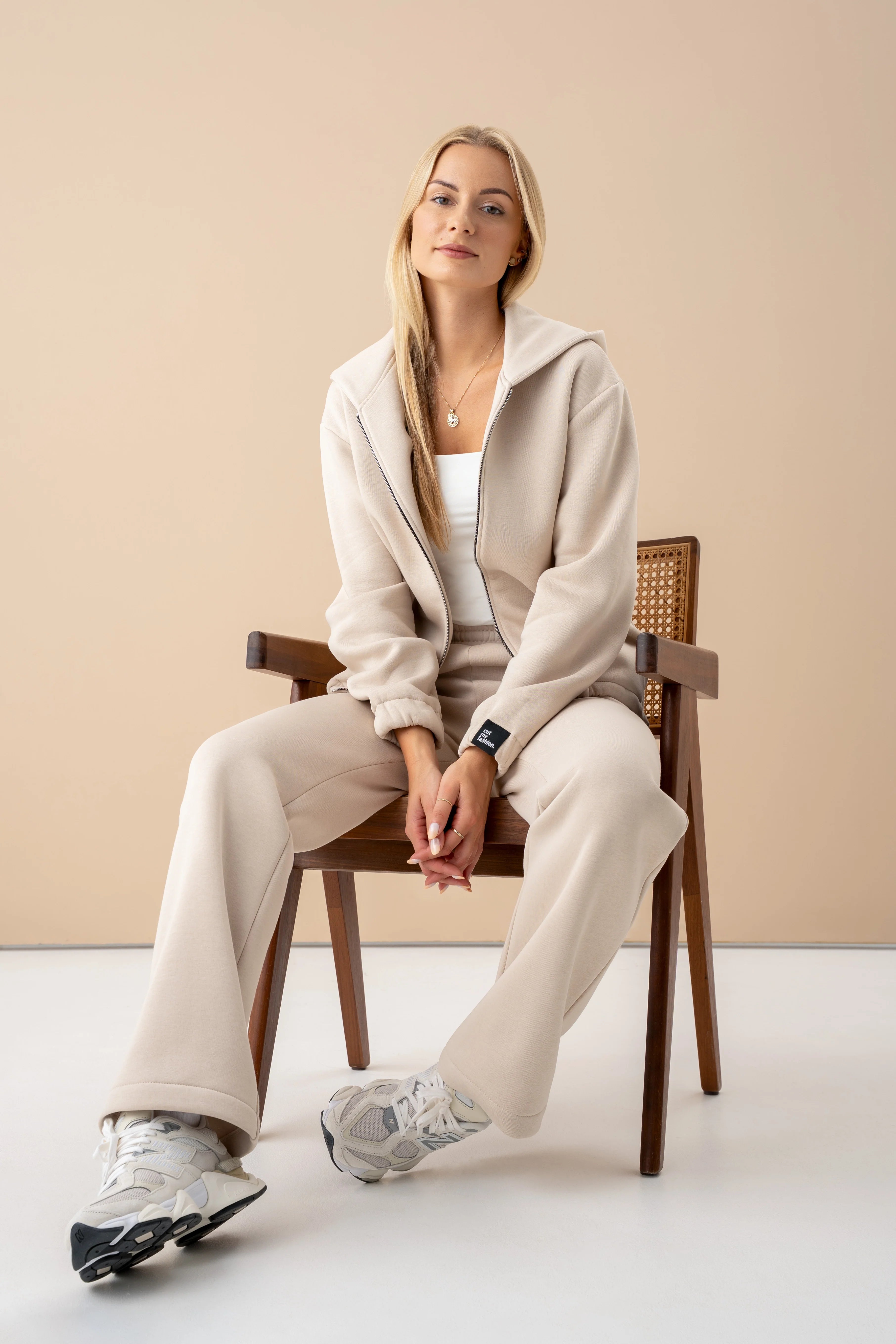 cutmyfashion спортивный костюм "Meida Cream"