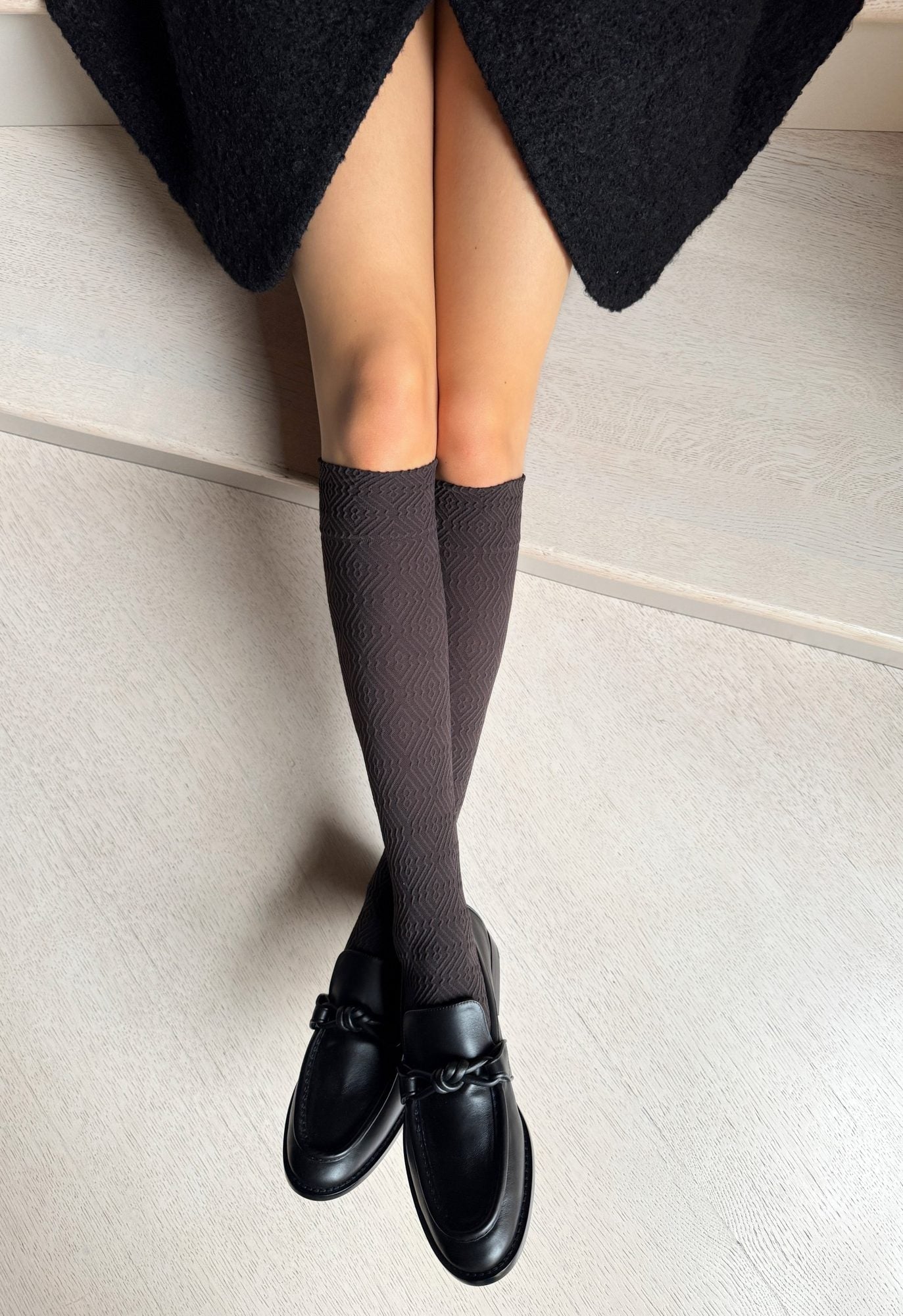 Veneziana Patterned Knee-High Socks Margo 60 Den Cappuccino