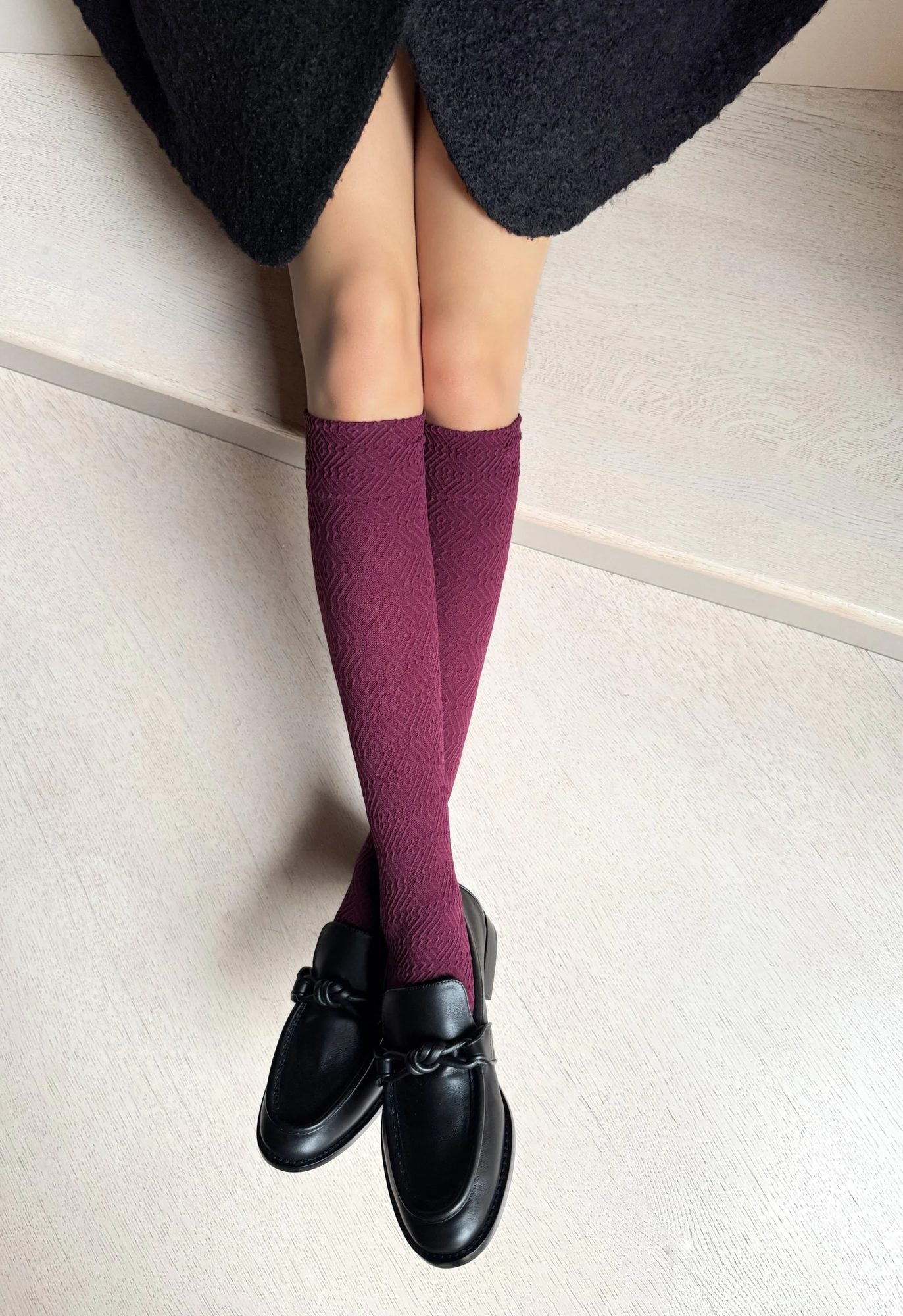 Veneziana Patterned Knee-High Socks Margo 60 Den Vine