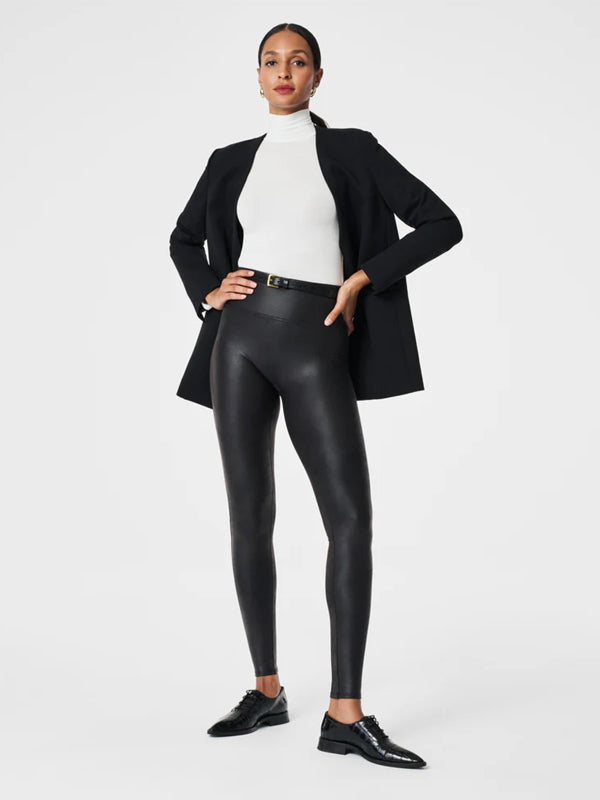 Spanx koreguojantys dirbtinės odos leginsai "Ready To Wow Black"