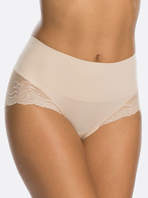 Spanx glotninančios hipster kelnaitės su nėriniais "Undie-tectable® Lace Nude"