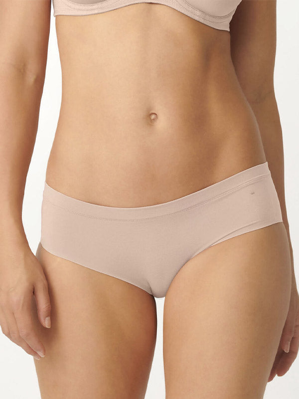 Triumph itin tamprios modalo kelnaitės "Smart Natural Hipster EX Nude"