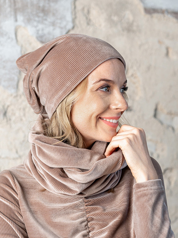 Lega Velour Beanie Rena Cappuccino Velour