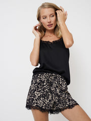 Aruelle trumpa viskozinė pižama "Eli Short Black - Beige Flower Print"