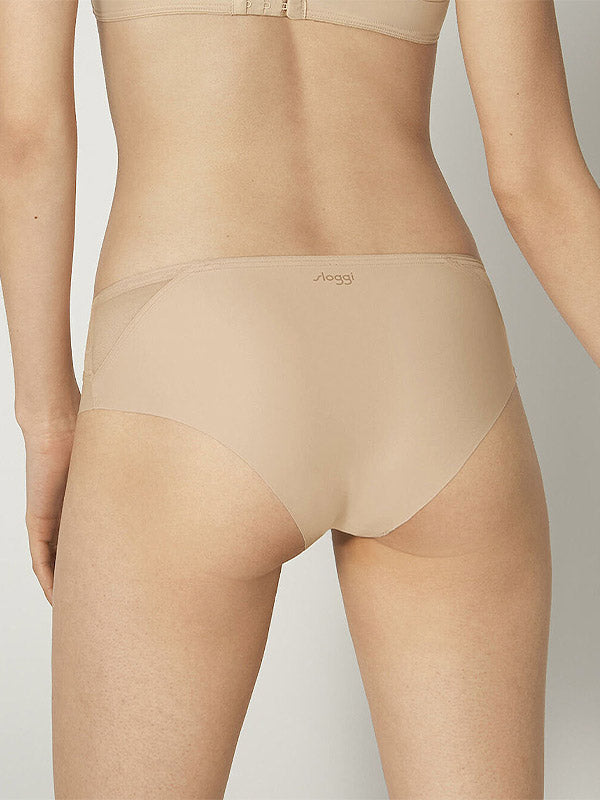 Sloggi lengvos lazeriu kirptos besiūlės hipster kelnaitės "Oxygene H Nude"