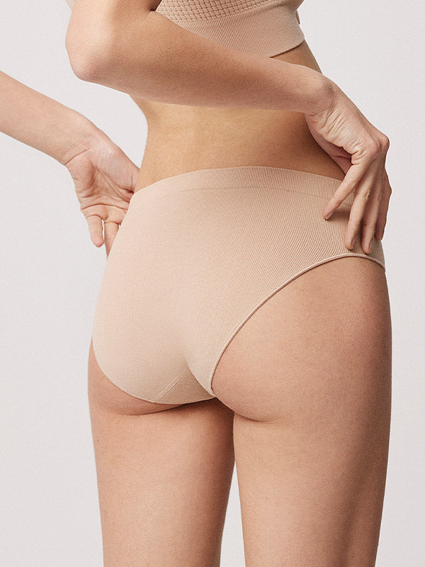 Ysabel Mora besiūlės klasikinės kelnaitės "Walesca Nude"