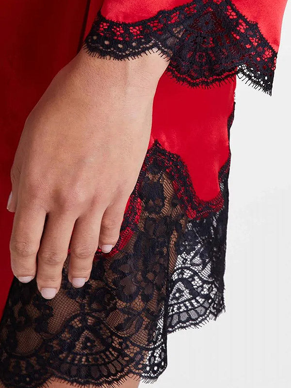 Aubade šilkinis chalatas su nėriniais "Toi Mon Amour Red - Black"
