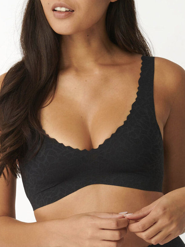 Sloggi inovatyvi nėriniuota push up braletė "Zero Feel Lace 2.0 Black"
